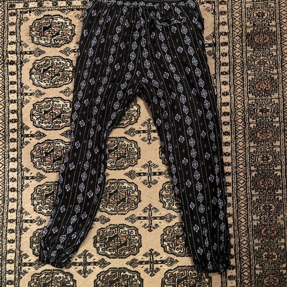 Harem Style Pant - Picture 6 of 7
